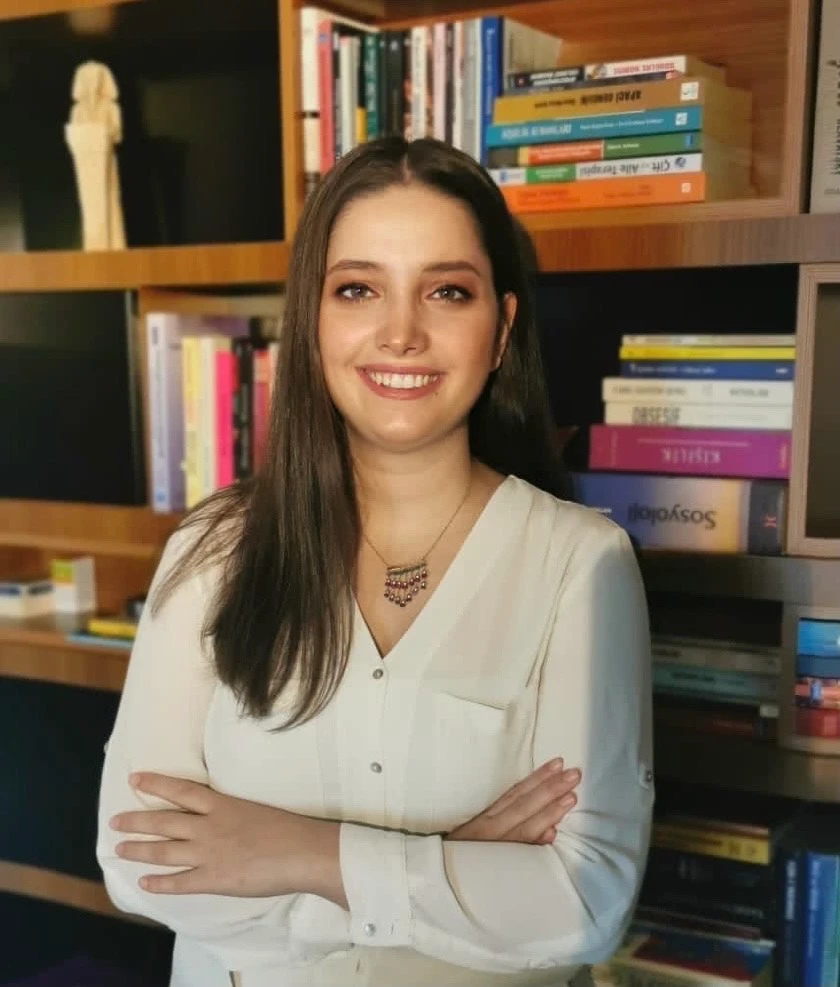 Psikolog Elif Gezgör